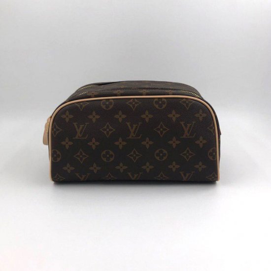 Клатч Louis Vuitton B101549