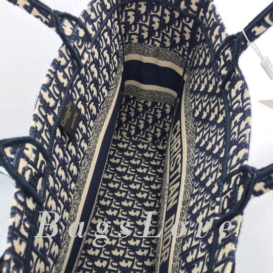 Женская сумка Christian Dior (Кристиан Диор) B105931