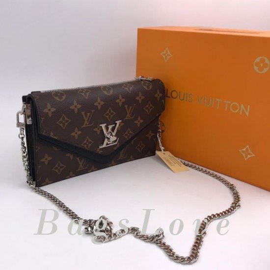 Клатч Louis Vuitton B105950