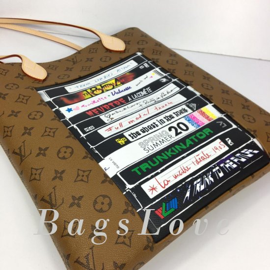 Женская сумка Louis Vuitton (Луи Виттон) BЭ1105547