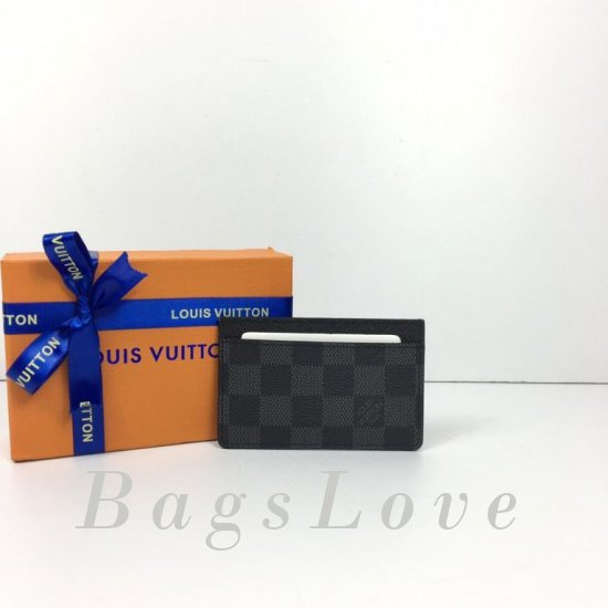 Обложка Louis Vuitton BЭ1105561