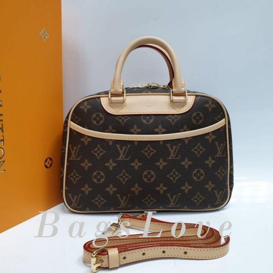 Женская сумка Louis Vuitton (Луи Виттон) B106002