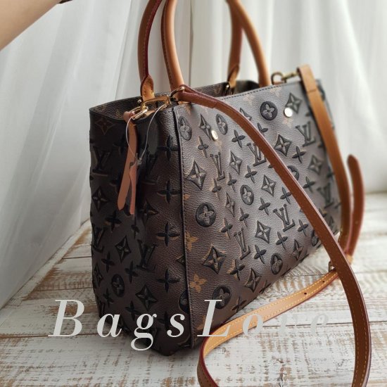 Женская сумка Louis Vuitton (Луи Виттон) B106018