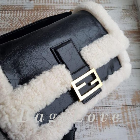 Женская сумка Fendi (Фенди) B106022