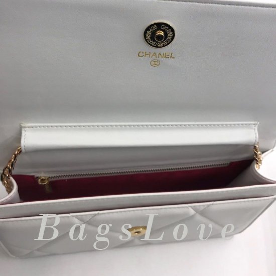 Клатч Chanel B106040