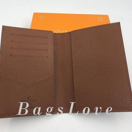 Обложка Louis Vuitton B106045