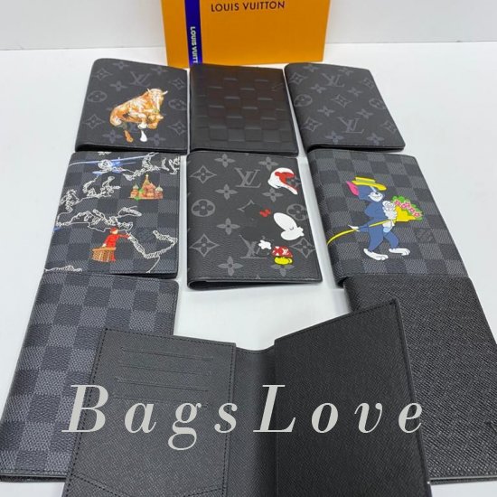 Обложка Louis Vuitton BЭ1105623