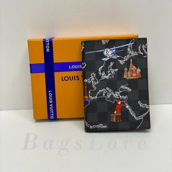 Обложка Louis Vuitton BЭ1105623