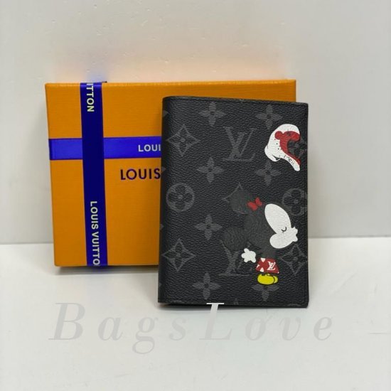 Обложка Louis Vuitton BЭ1105625