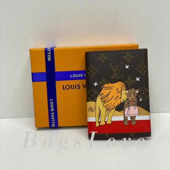 Обложка Louis Vuitton BЭ1105634