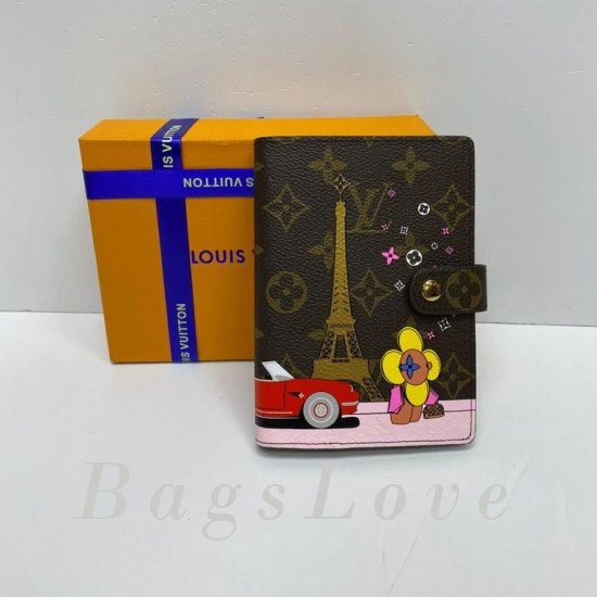 Обложка Louis Vuitton BЭ1105638