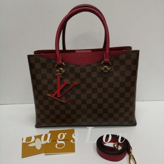 Женская сумка Louis Vuitton (Луи Виттон) BЭ1105656