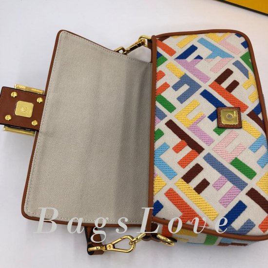 Женская сумка Fendi (Фенди) B106184