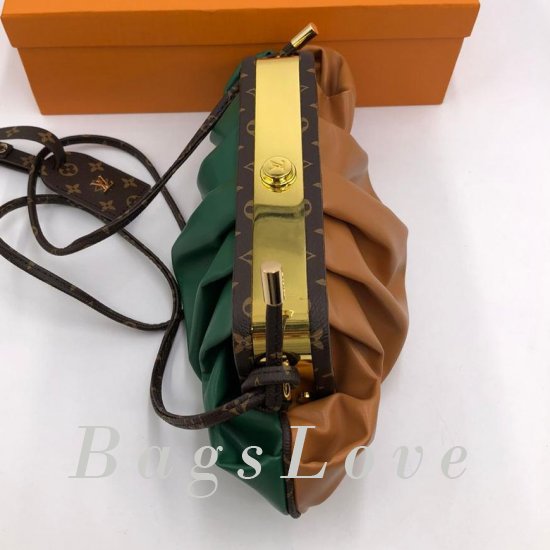 Женская сумка Louis Vuitton (Луи Виттон) B106220