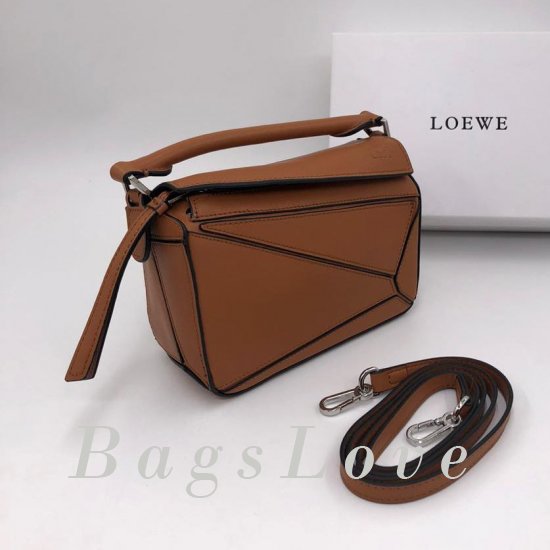 Женская сумка Loewe B106232