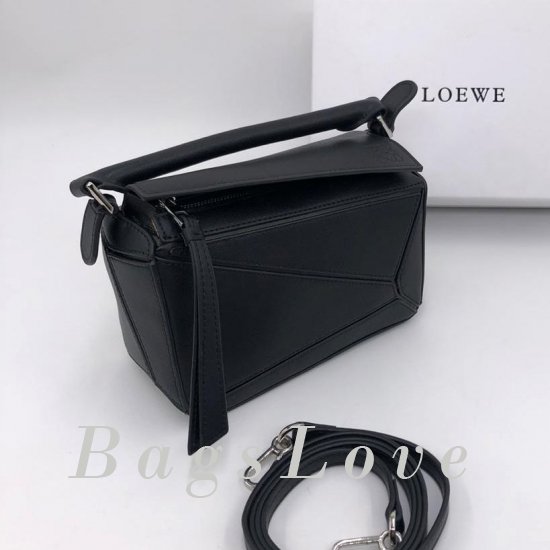 Женская сумка Loewe B106235