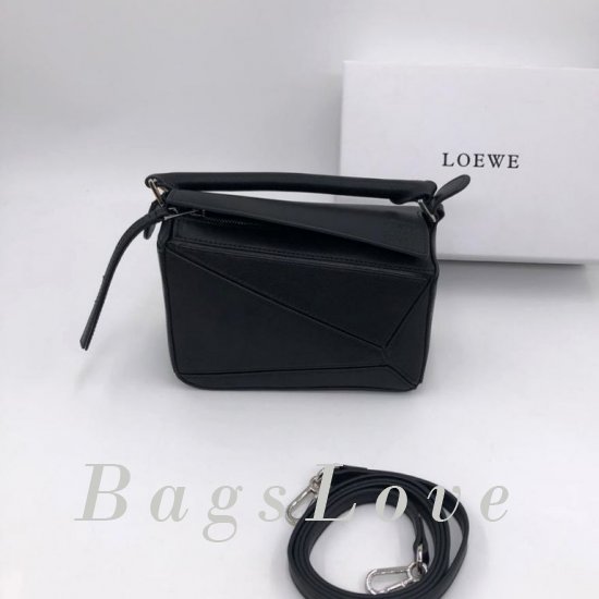 Женская сумка Loewe B106235