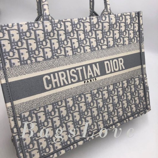 Женская сумка Christian Dior (Кристиан Диор) B106242