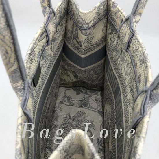 Женская сумка Christian Dior (Кристиан Диор) B106243