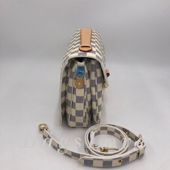 Женская сумка Louis Vuitton (Луи Виттон) B106358