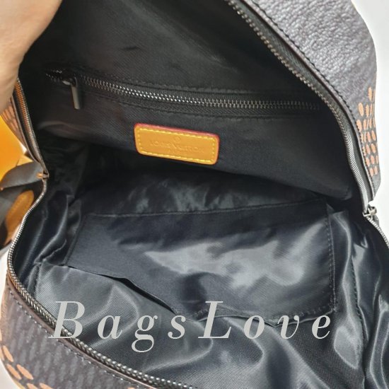 Женский рюкзак Louis Vuitton B106377