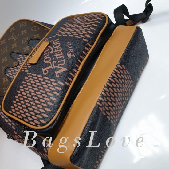 Женский рюкзак Louis Vuitton B106377