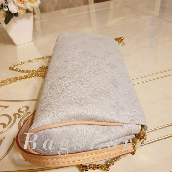 Клатч Louis Vuitton B106473