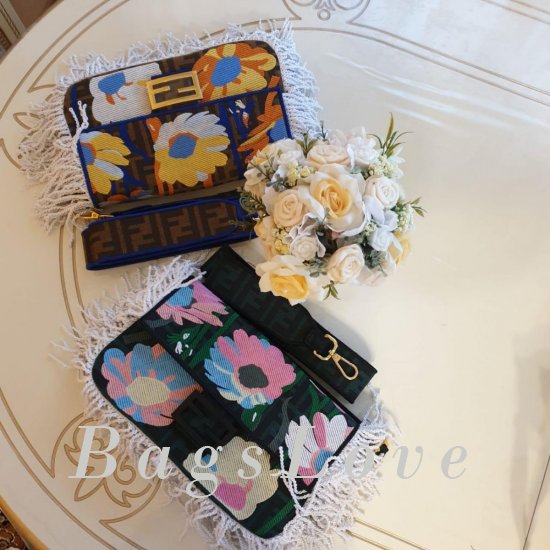 Женская сумка Fendi (Фенди) B106477