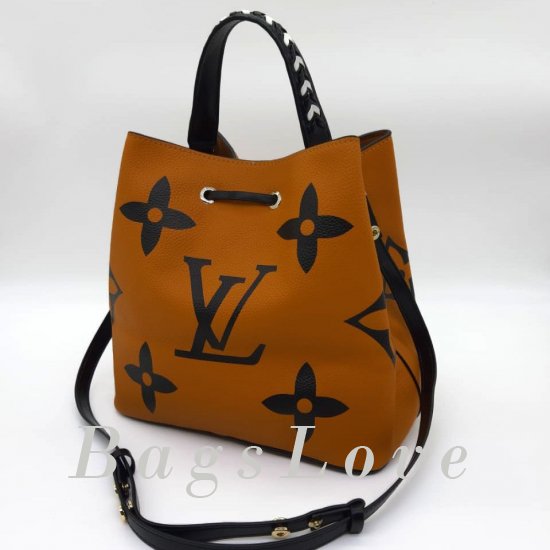 Женская сумка Louis Vuitton (Луи Виттон) B106662