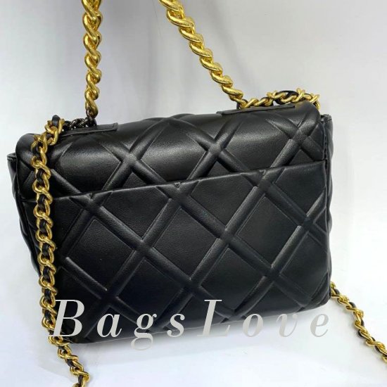 Клатч Chanel B106810