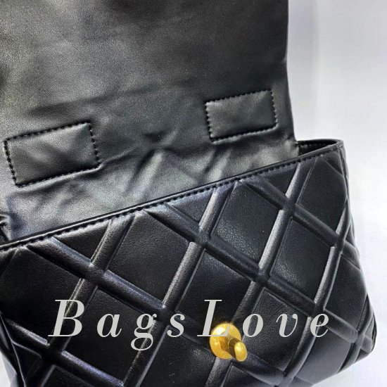 Клатч Chanel B106810