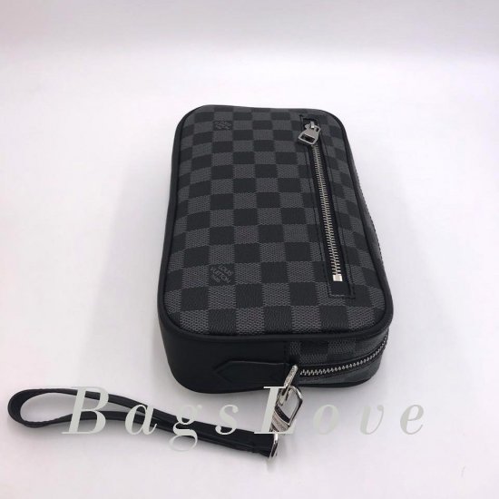 Клатч Louis Vuitton B106870