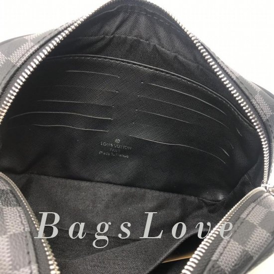 Клатч Louis Vuitton B106870