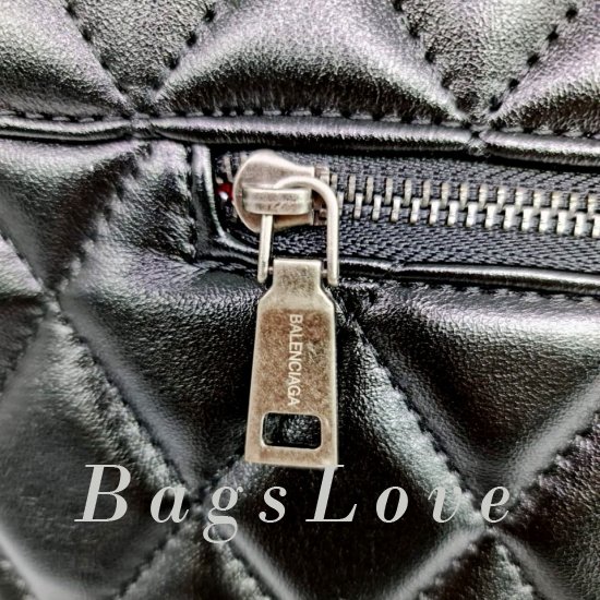 Женская сумка Balenciaga (Баленсиага) B107161