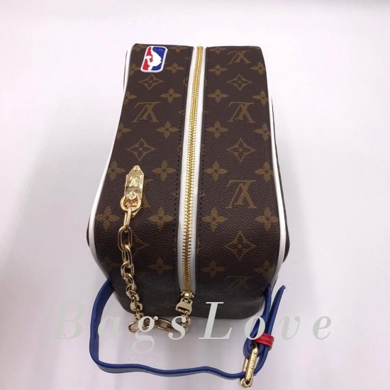 Клатч Louis Vuitton B107177