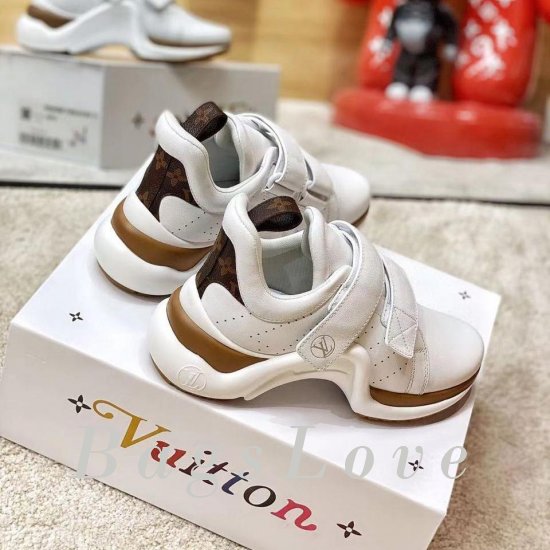 Женские кроссовки Louis Vuitton (Луи Виттон) B201948