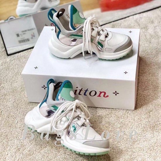 Женские кроссовки Louis Vuitton (Луи Виттон) B201950