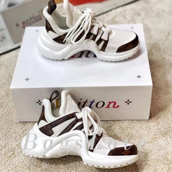 Женские кроссовки Louis Vuitton (Луи Виттон) B201951