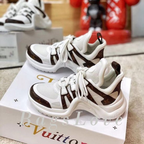 Женские кроссовки Louis Vuitton (Луи Виттон) B201951