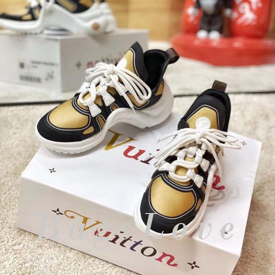 Женские кроссовки Louis Vuitton (Луи Виттон) B201953