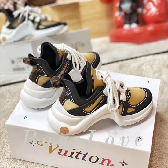 Женские кроссовки Louis Vuitton (Луи Виттон) B201953