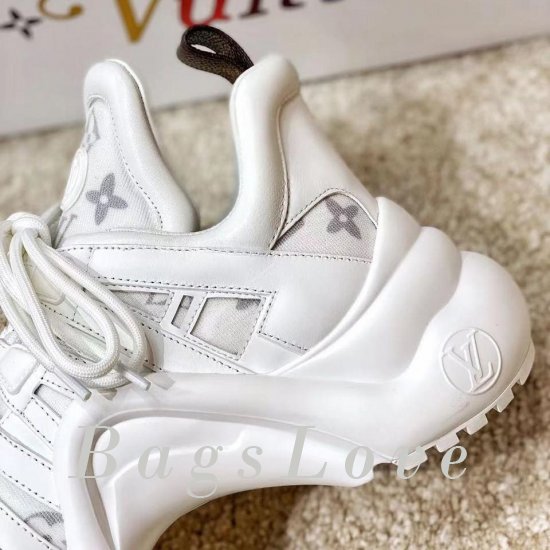 Женские кроссовки Louis Vuitton (Луи Виттон) B201955