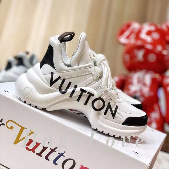 Женские кроссовки Louis Vuitton (Луи Виттон) B201956