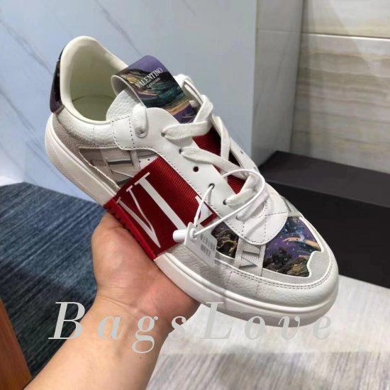 Женские кроссовки Valentino B201977