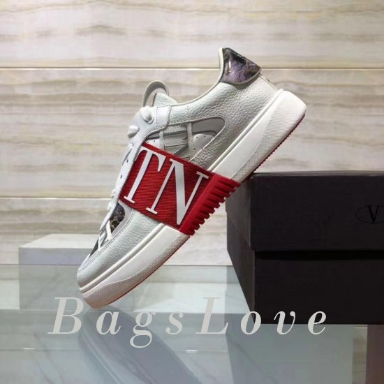 Женские кроссовки Valentino B201977