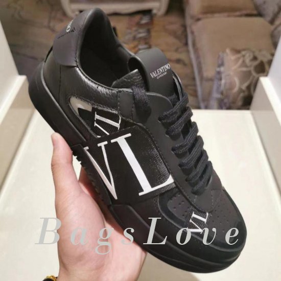 Мужские кроссовки Valentino B500250