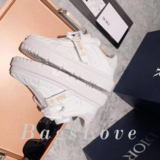 Женские кроссовки Christian Dior (Кристиан Диор) B201980