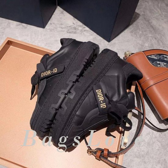 Женские кроссовки Christian Dior (Кристиан Диор) B201981