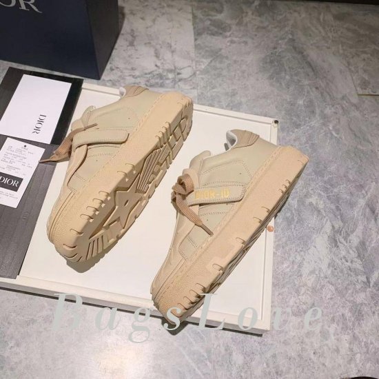 Женские кроссовки Christian Dior (Кристиан Диор) B201982