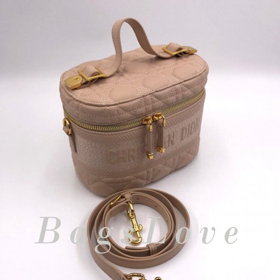 Женская сумка Christian Dior (Кристиан Диор) B107390